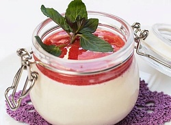 Панакота Ягодная